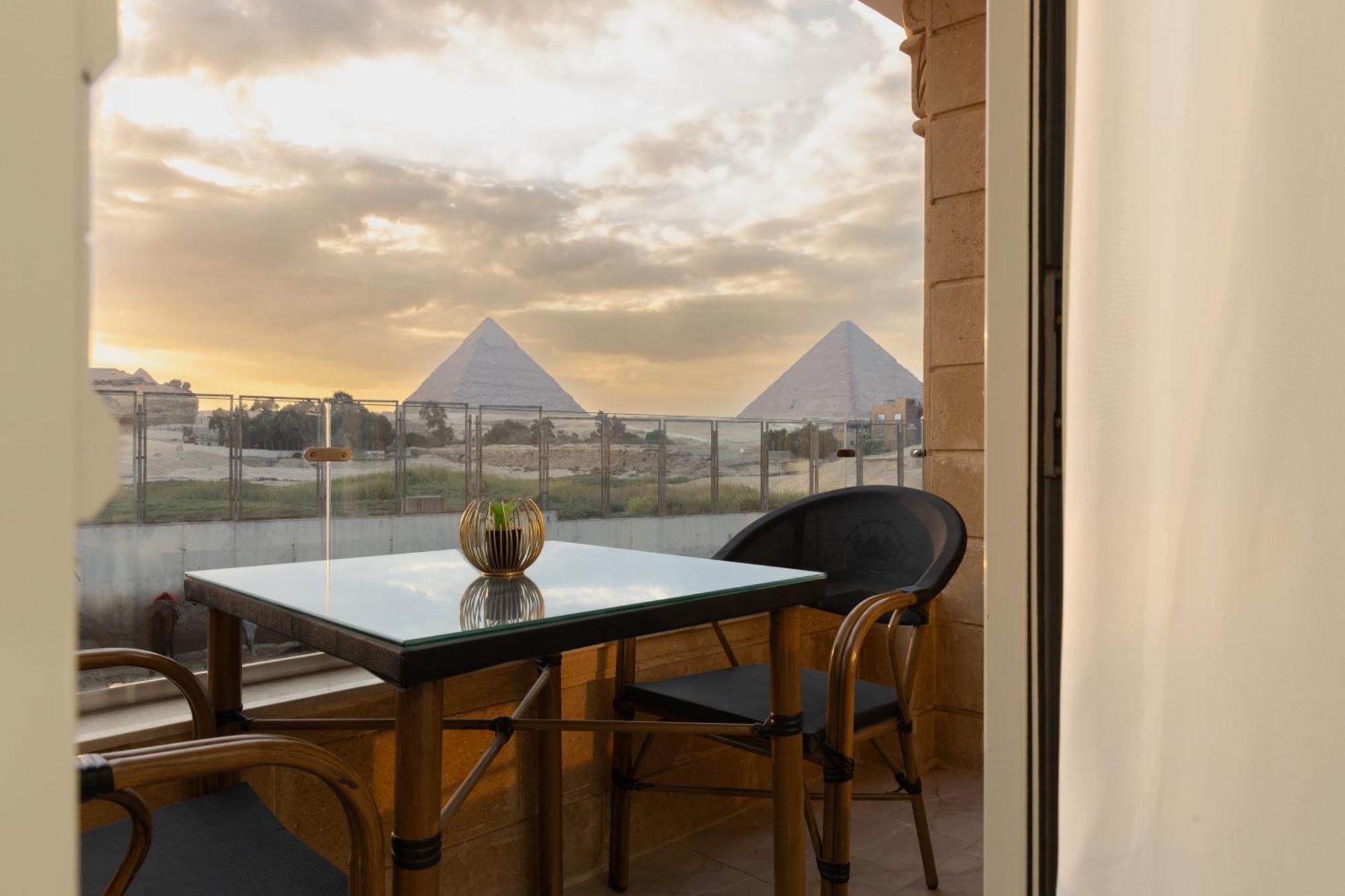Pyramids Land Palace Kafrat al Jabal Exterior photo